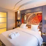 Mercure Centre Compans מלון 4*