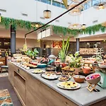 Mercure Centre Compans Hotel