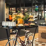 Mercure Centre Compans 4*