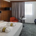 Mercure Centre Compans Hotel