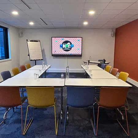 Mercure Centre Compans