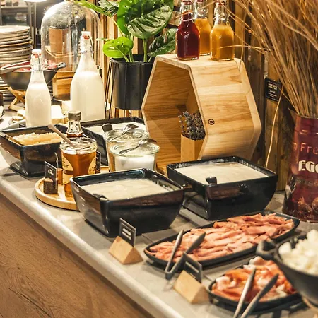 Mercure Centre Compans