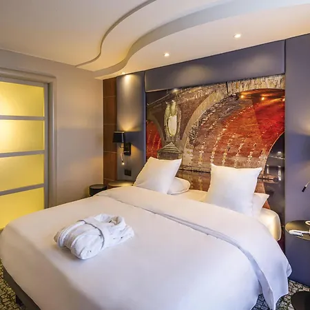 Hotel Mercure Centre Compans 4*