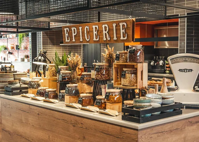 Mercure Centre Compans 4*