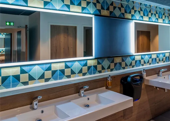 Mercure Centre Compans Hotel 4*