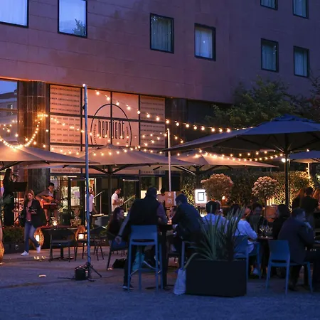 Mercure Centre Compans 4*