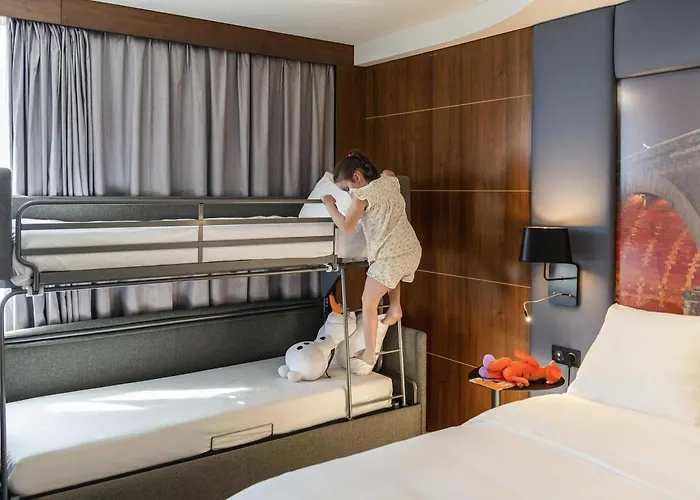 Mercure Centre Compans فندق تولوز