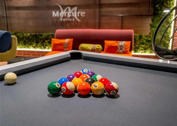 Mercure Centre Compans