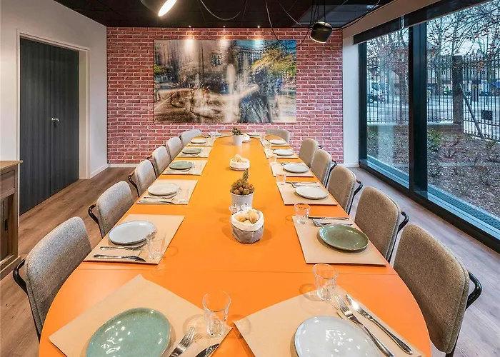 Mercure Centre Compans 4*