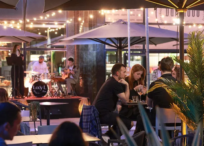 Mercure Centre Compans فندق