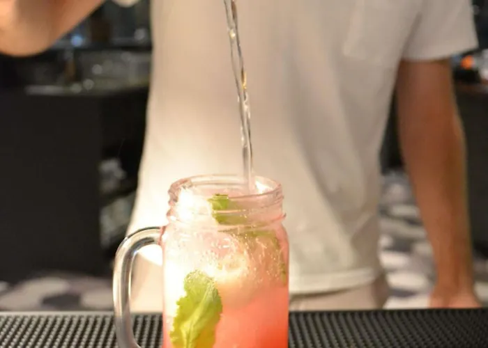 Hotel Mercure Centre Compans 4*