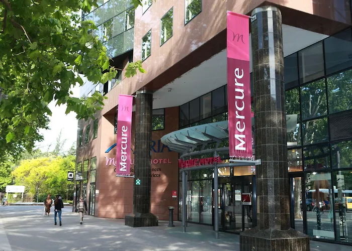 Mercure Centre Compans فندق